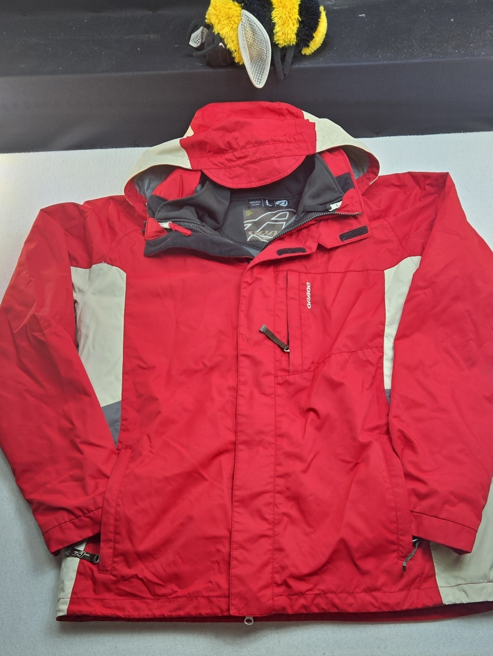 Orage Vibe Technical Snowboarding/Ski Jacket with detactable liner